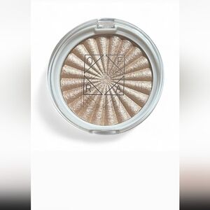 New! Ofra Shimmering Baked Highlighter in Star Island